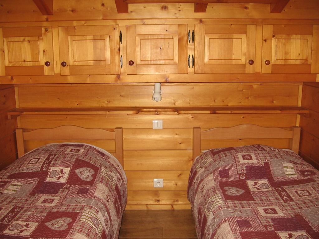 Chalet Jonquille Les Gets Room photo